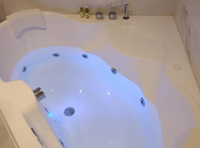 50 Nuances Avec Balneotherapie Pour 2 2* קאין