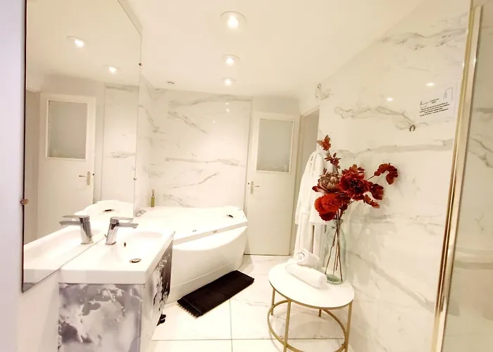 מלון אהבה 50 Nuances Avec Balneotherapie Pour 2 2*